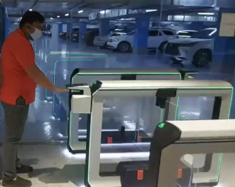 INSTALLAZIONE VARCO PEDONALE MWING® IN ARABIA SAUDITA